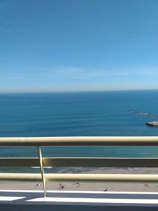 Seafront Apartment With Open-Air Heated Pool Fuengirola Dış mekan fotoğraf
